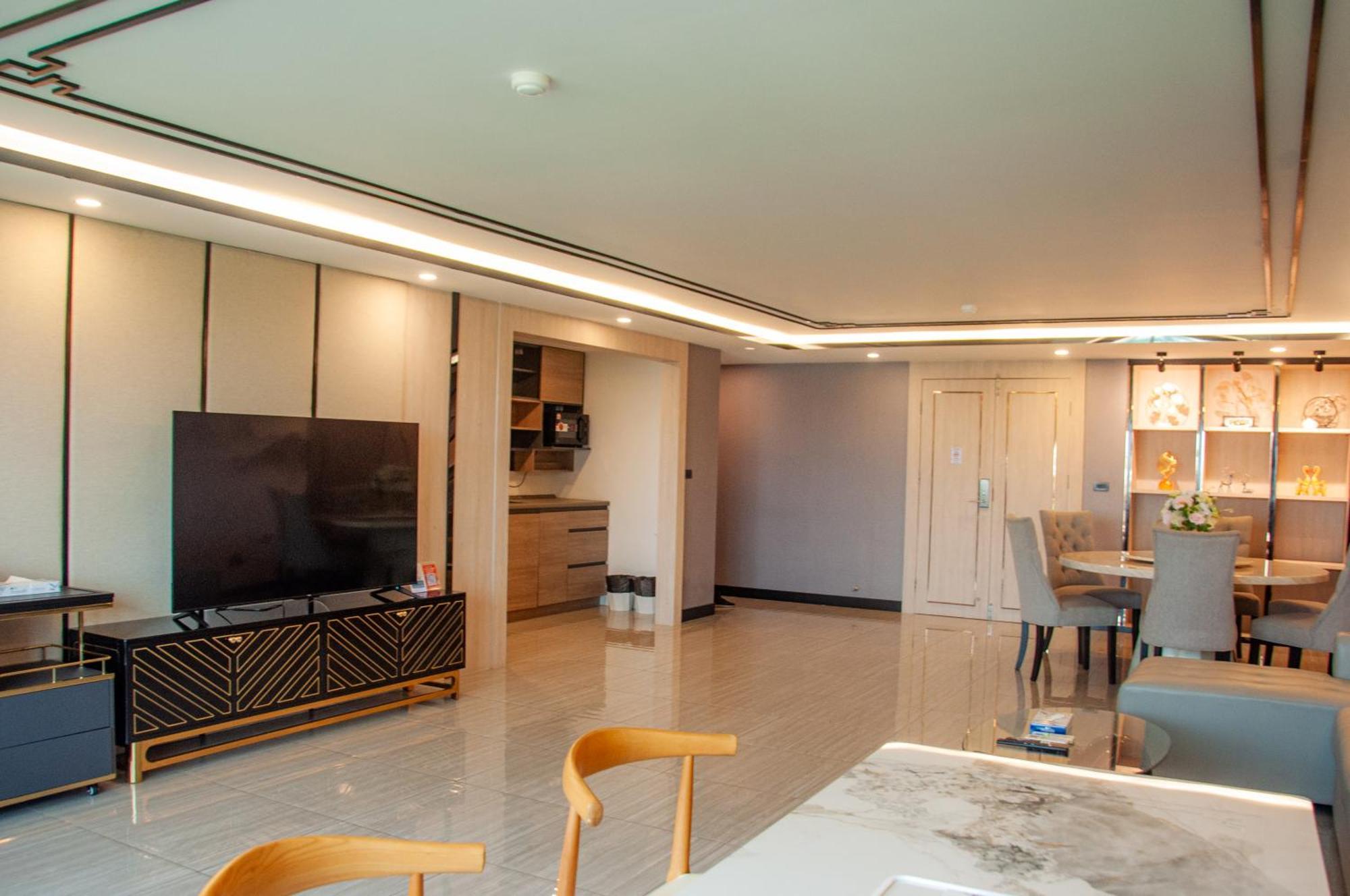 Ht9 Hotel Jomtien Beach Zewnętrze zdjęcie
