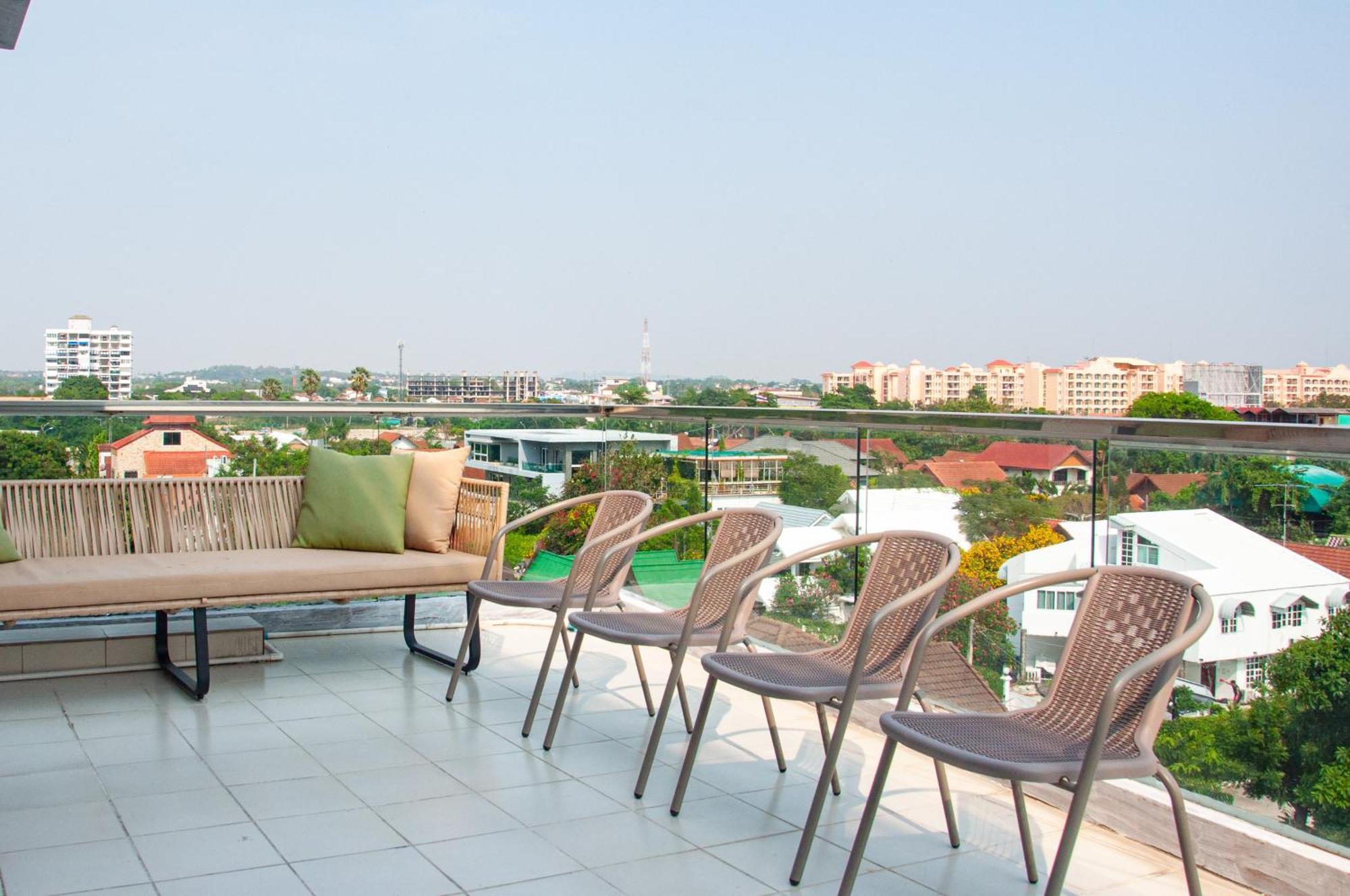 Ht9 Hotel Jomtien Beach Zewnętrze zdjęcie