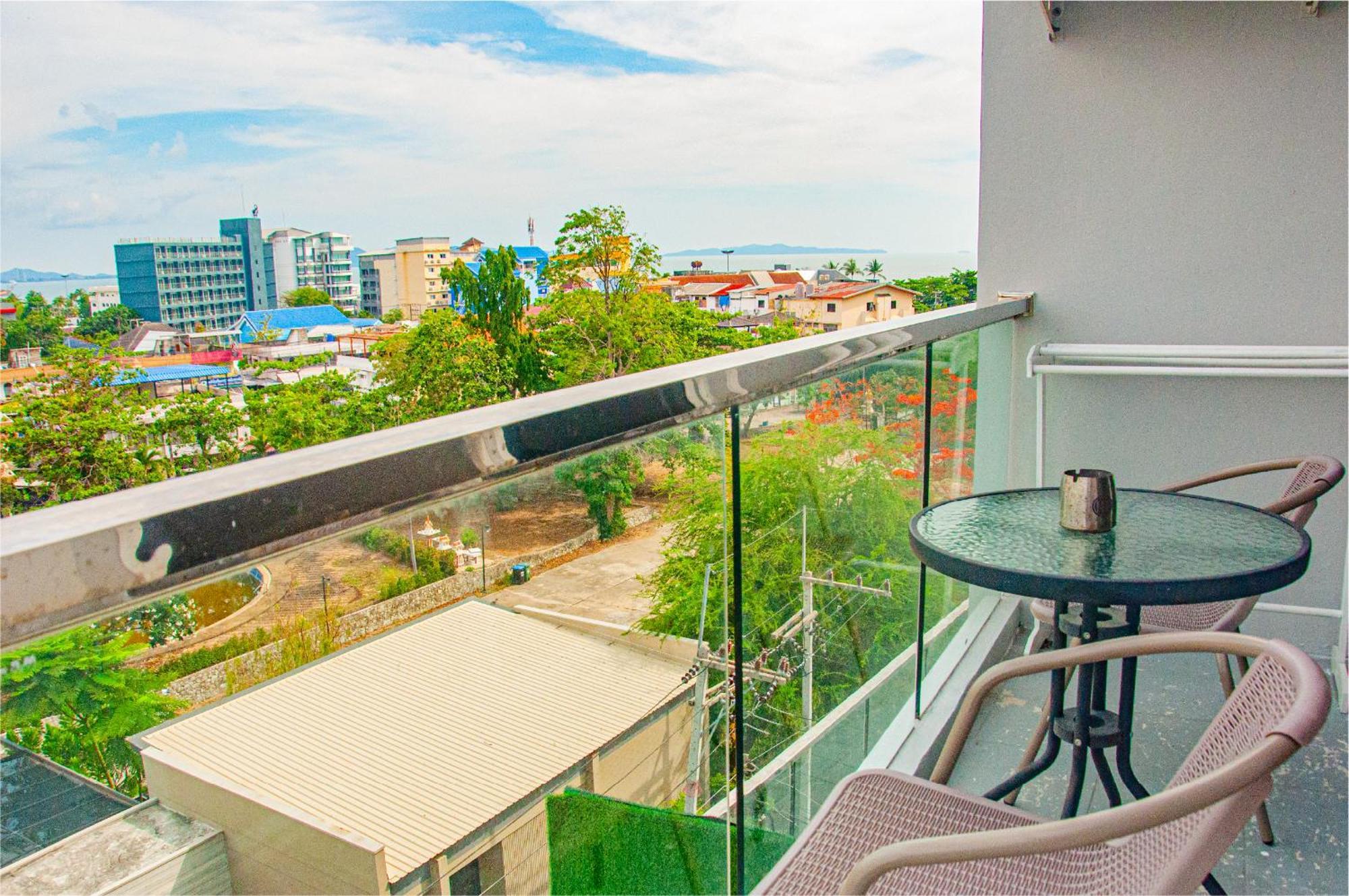 Ht9 Hotel Jomtien Beach Zewnętrze zdjęcie